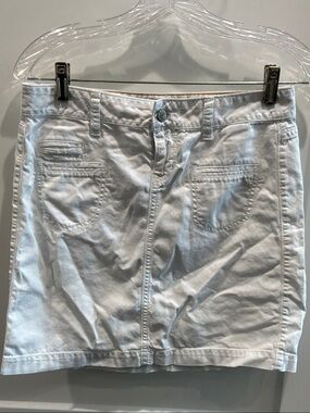 Old Navy Size 2 White 100% Cotton Mini Skirt Perfect Thin Skirt